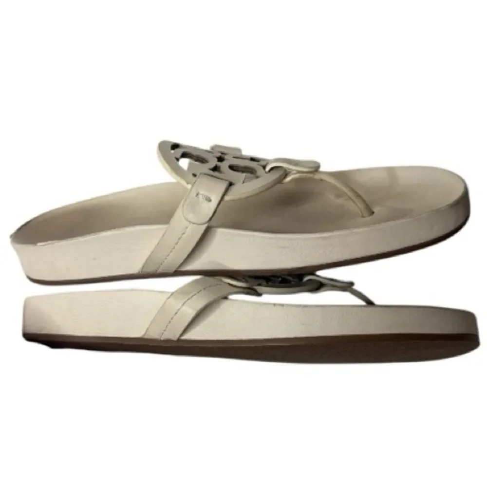 Tory Burch Miller Cloud Thong Sandals for Women In Cream.. Size 7